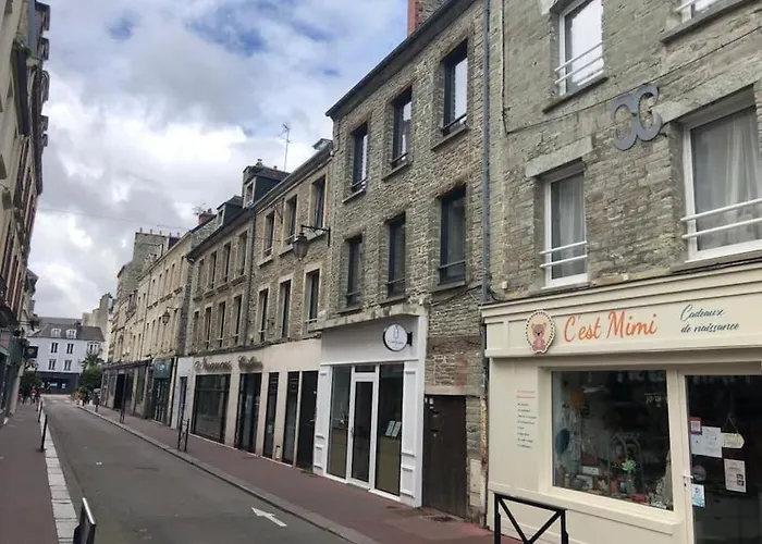 Studio Bois Flotte Cherbourg Netflix Parking
