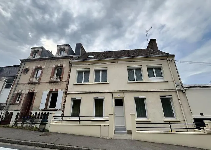 Studio Bois Flotte Cherbourg Netflix Parking