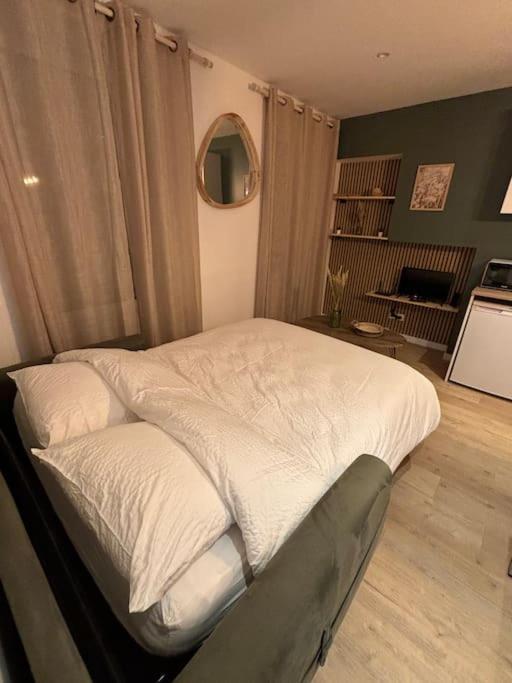 Apartment Bois Flotte Netflix Parking